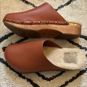 Beek Mallard Mule Clogs